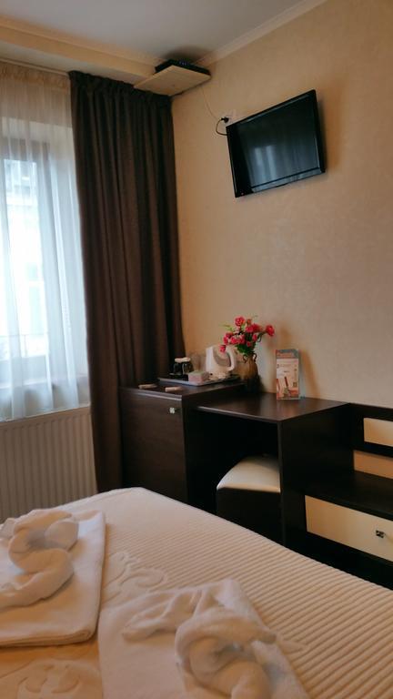 Villa Anticus (Adults Only) Köstence Dış mekan fotoğraf